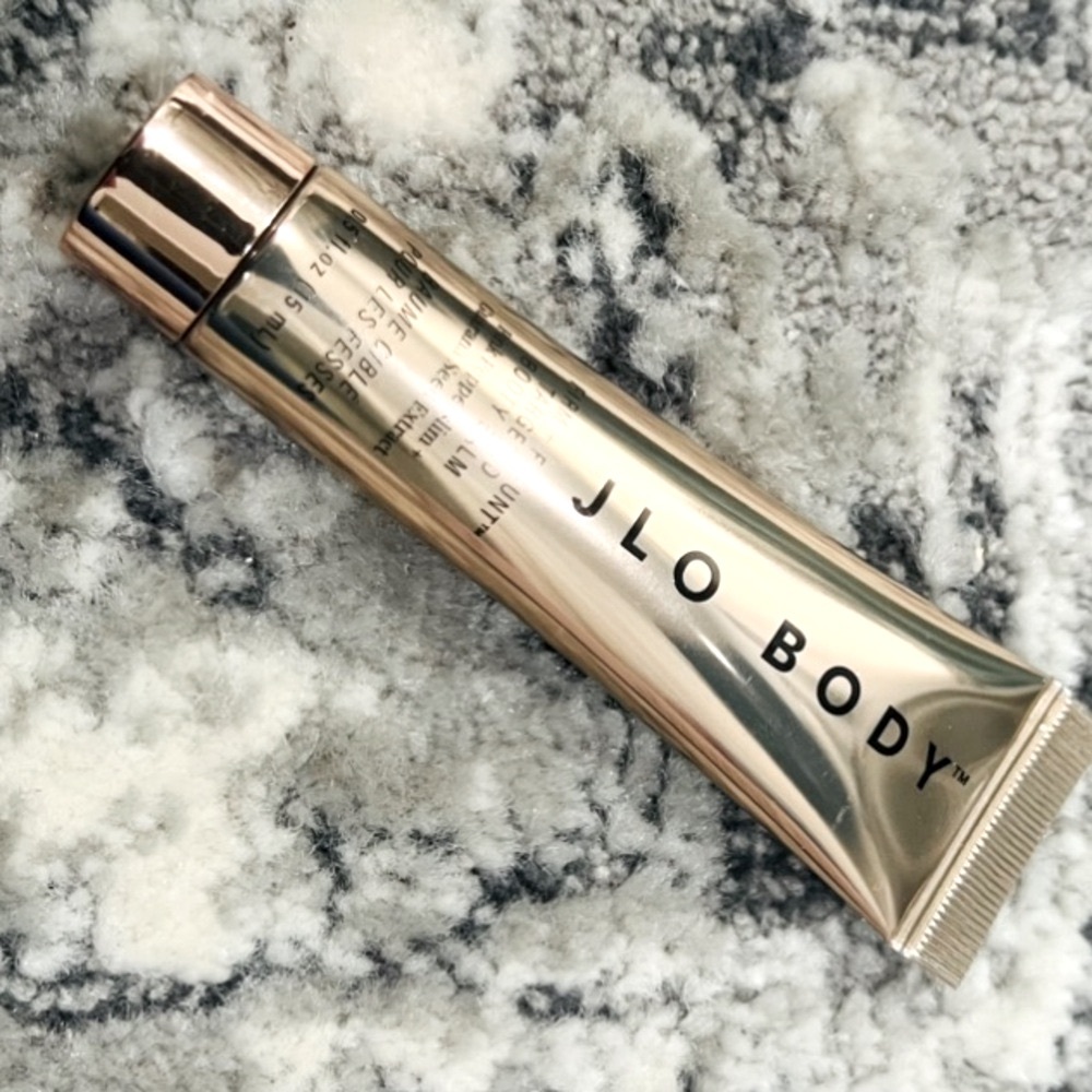 Jlo Beauty Firm + Flaunt Targeted Booty Balm